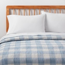 Twin/Twin Extra Long Matelasse Quilt Light Blue - Room Essentials