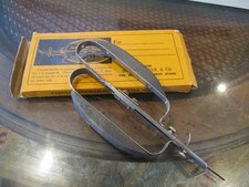 PARISIAN HOOKED RUG SHUTTLE NEEDLE  ORIGINAL BOX VINTAGE SEARS ROEBUCK