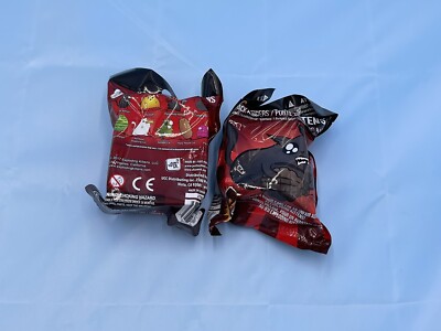 LOT OF 2 Exploding Kittens Backpack Hanger Blind Bag Mini Card NEW 