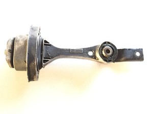 VW Golf 4 Motorhalter Motorlager Getriebehalter Motorstütze 1.4L AKQ 1J0199851