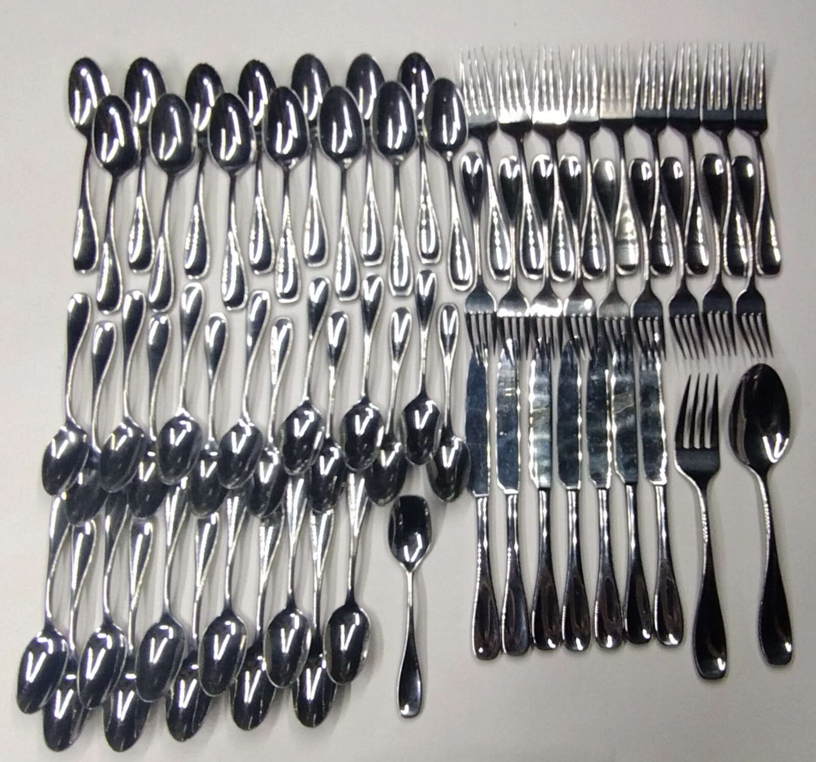 Oneida Voss Flatware Lot 67 Pc