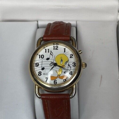Vintage Tweety Bird Leather Band Ladies watch Non Running  display picture 2