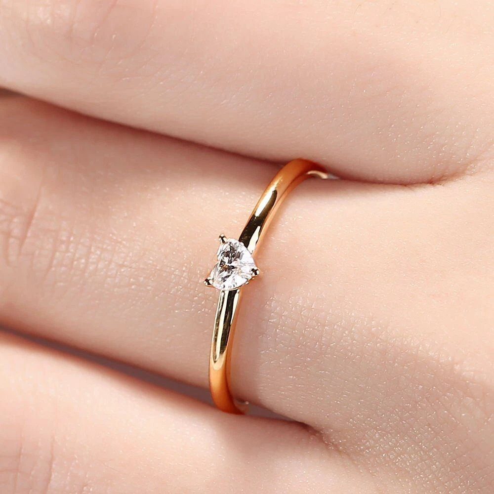 24 Simple Engagement Rings with Perfect Minimalist Style