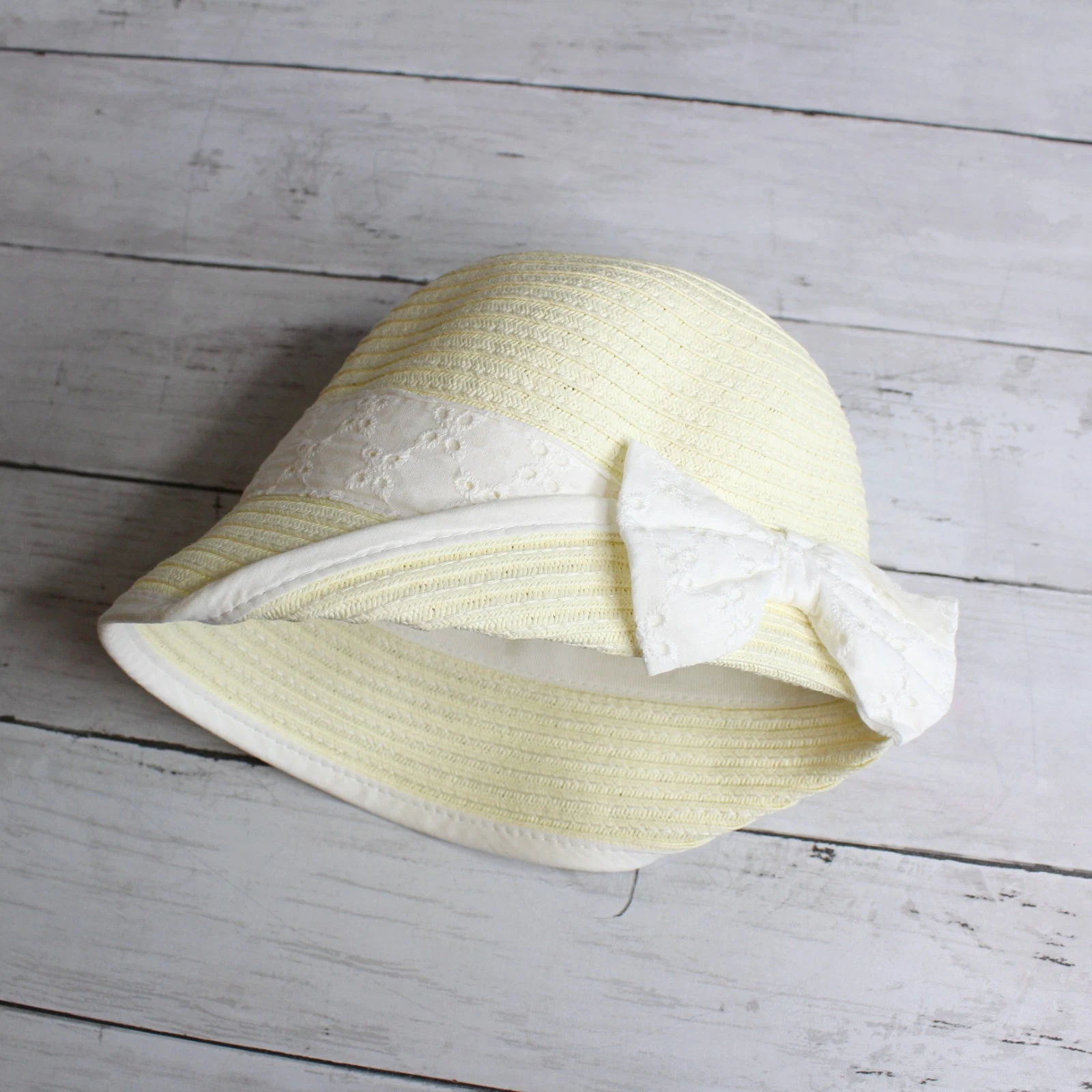 Gymboree Baby Girl Eyelet Hat Size 12-24 18 Month