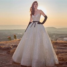 Trendy Wedding Dress A-line Sleeveless Sequined Backless Sweetheart Bride Gowns