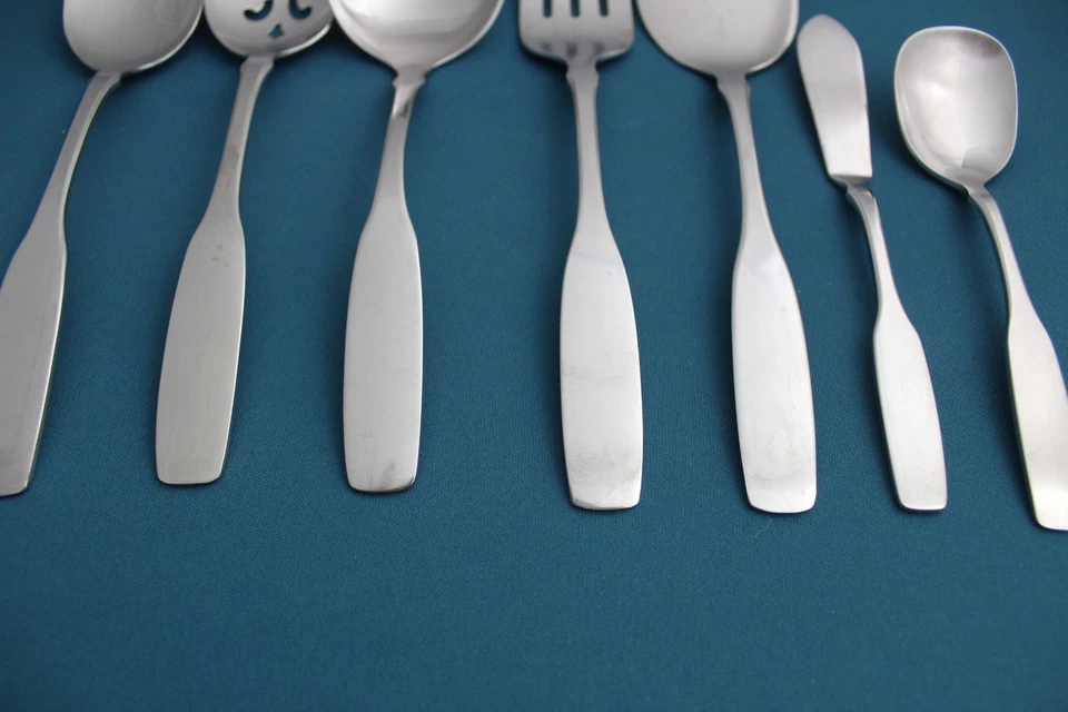 Cucharada para servir 7 piezas tenedor cucharón perforado pastel azúcar Oneida Community PAUL REVERE Foto 2 de 4