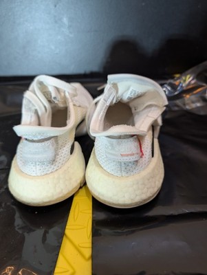 adidas P.O.D. S3.1 'Cloud White' Sz 4 Mans/Boys. Get The Best For Less. Running