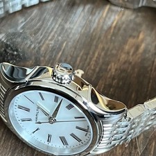 Hamilton American Classic Valiant Quartz Dress Watch 26mm Unisex MOP 7