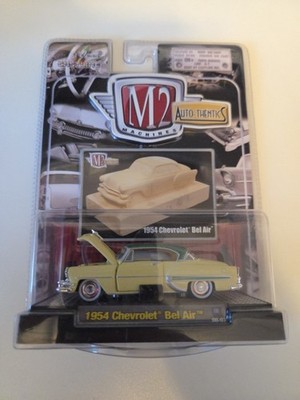 M2 Machines Auto-Thentics 1957 Chevrolet Bel Air By Castline Collectible Car