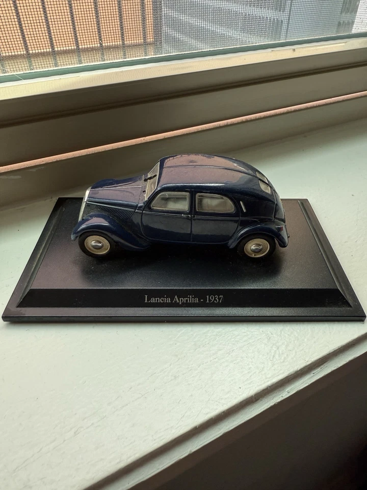 Lancia Aprilia 1937 1/43 Hachette nuevo en caja Foto 2 de 4