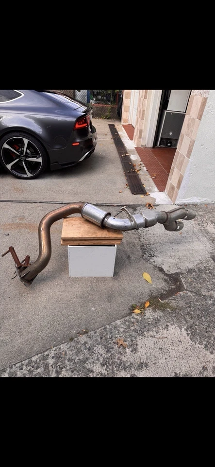 Ford F350 SRW 2021 diésel 6,7 L escape de fábrica silenciador tubo de escape fabricante de equipos originales 69 k *leer* Foto 3 de 4