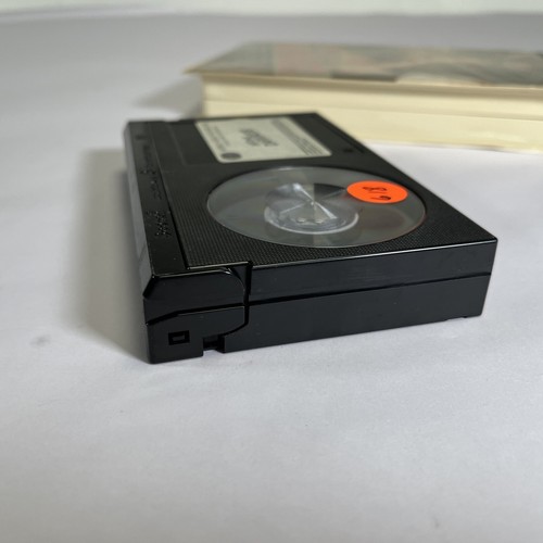 Into The Darkness Betamax Rare Horror Slasher Clamshell Ex Rental - Picture 11 of 13