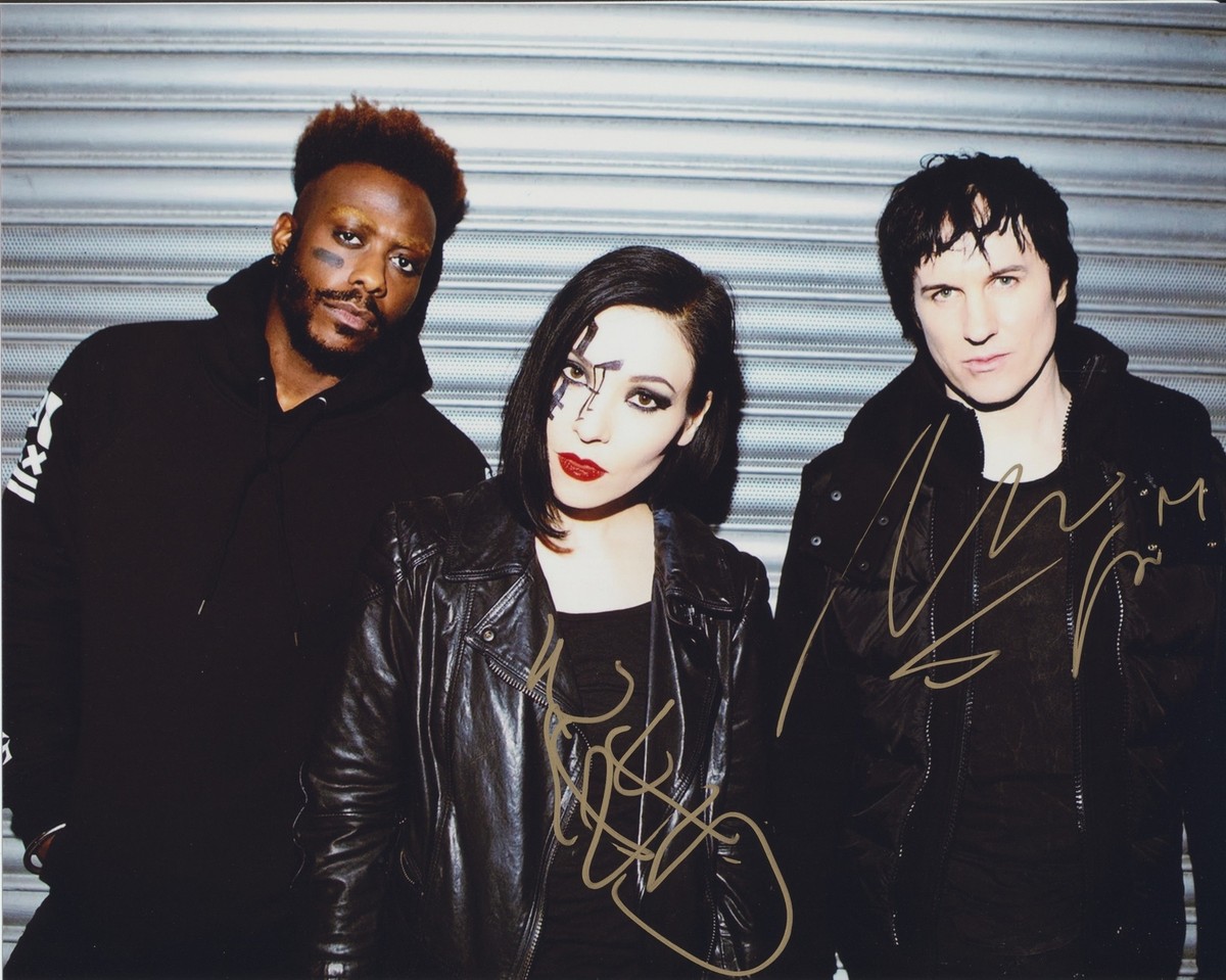 ATARI TEENAGE RIOT SIGNED 8X10 PHOTO 2 | eBay