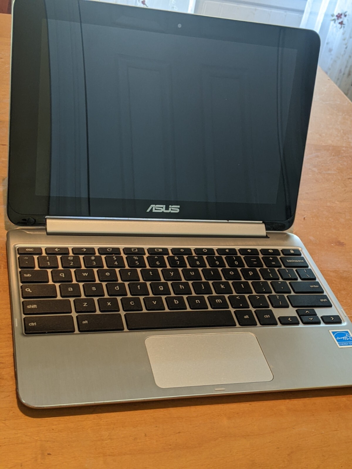 ASUS Chromebook Flip C100 10.1-inch 2-in-1 Laptop No Charger Included  -image