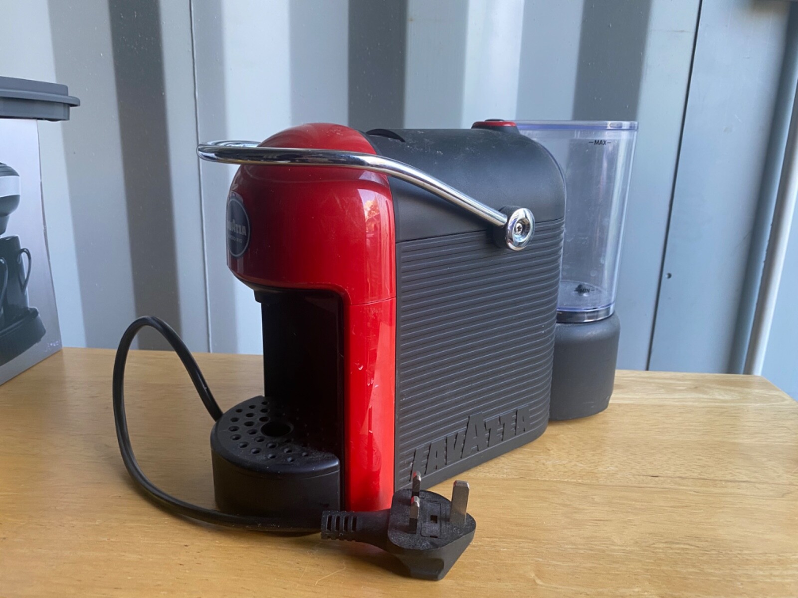Lavazza Jolie Capsule Coffee Machine Red (18000072) 8000070503397 eBay