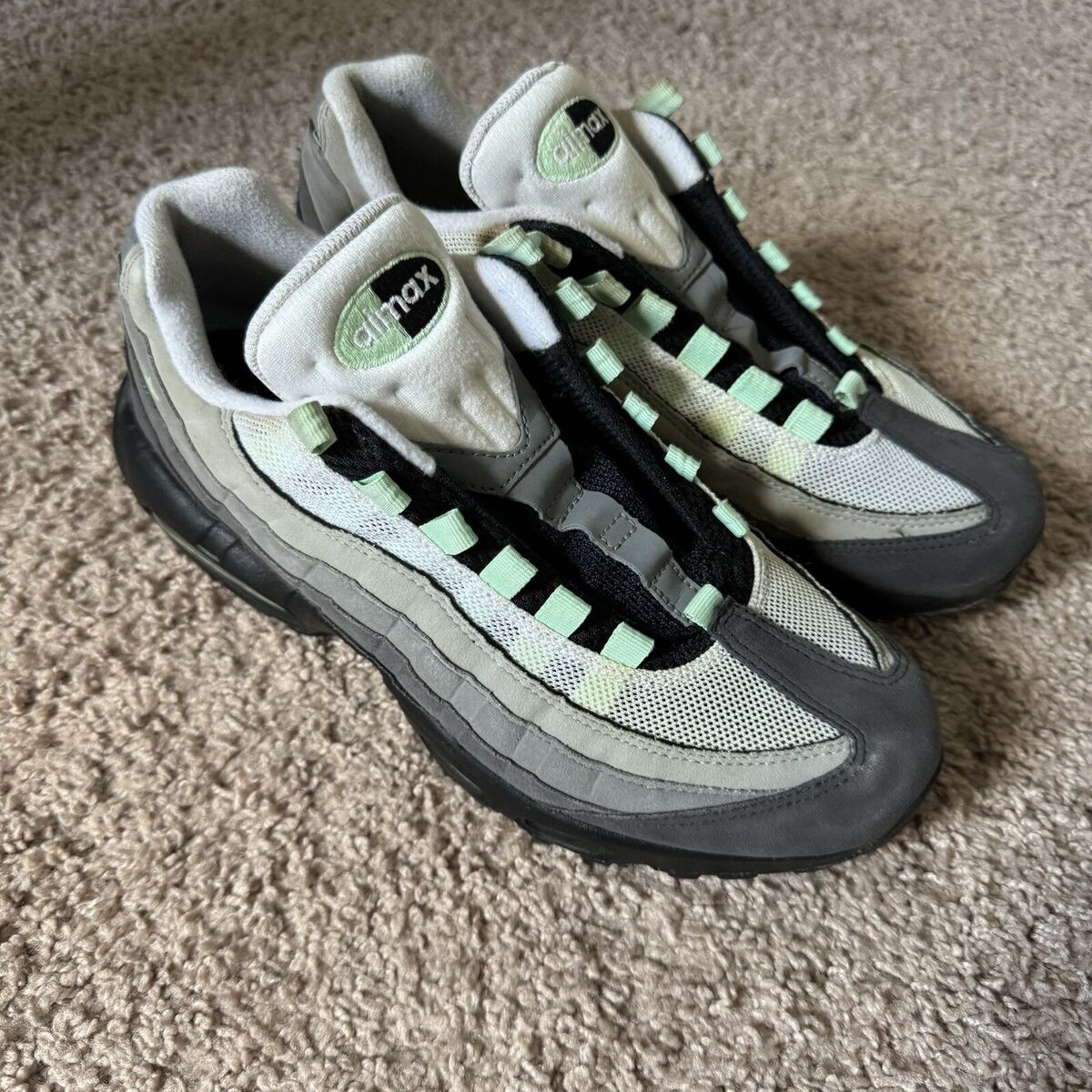 Nike Air Max 95 Fresh Mint Green - Stylish and Comfortable Nike Air Max 95 Fresh Mint Green - Stylish and Comfortable