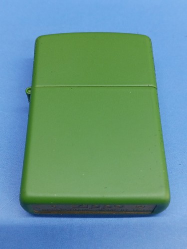 Zippo 228 Classic Moss Green Matte - Picture 9 of 9
