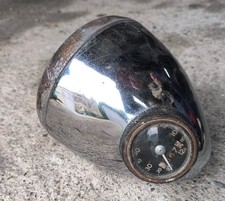 # phare chromé et compteur