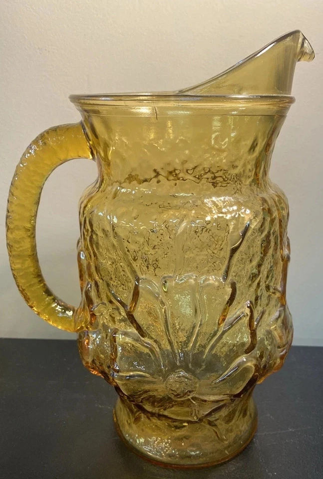 Jarra de té helado ámbar Anchor Hocking de colección y 8 vasos de flores de lluvia a juego Foto 2 de 4