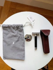 Mühle safety razor set (black/chrome razor  + chrome stand + leather pouch)