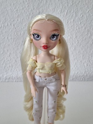 Rainbow High Barbie  Delilah Fields Serie 4