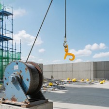 Winch Hoist Cable Steel Wire Rope w/ Swivel Self-locking Hook for Most Trailers