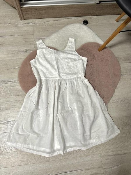 Women Deane & White Dress White 36 / S / 44