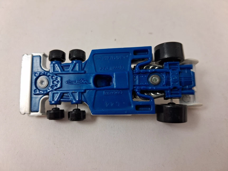 Hot Wheels F1 Formula 1 Tyrrell P34 #3 six wheels Malaysia 2010 1/64 - Immagine 4 di 4