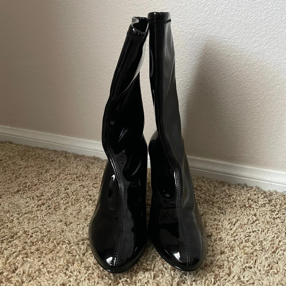 Stuart Weitzman Boots Womens Size 10 Black Slaine 80 Stretch Vinyl Sock Calf - Image 4 of 4