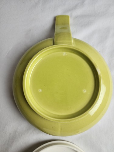 Red Wing Magnolia Dinnerware Chartreuse Casserole & Lid 8.5" Vintage Mid-Century - Picture 9 of 13