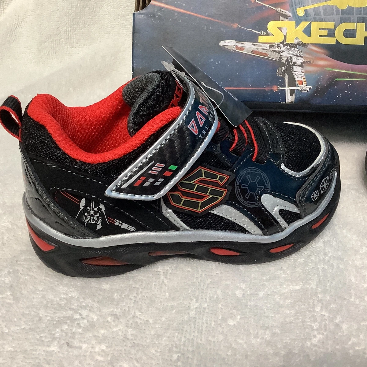 Boys skechers cheap size 6