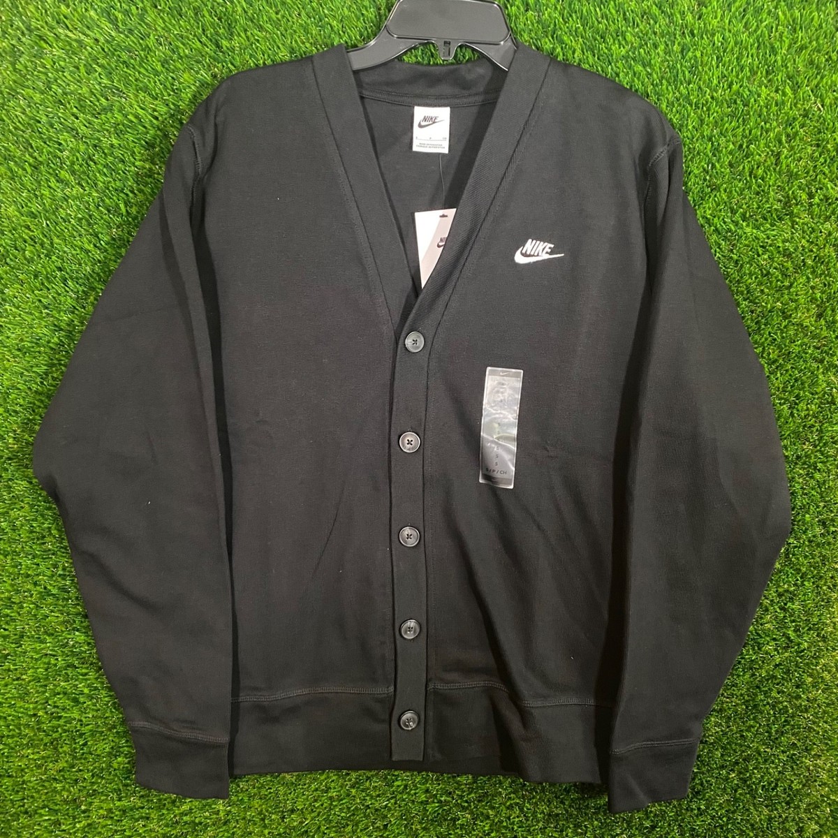 nike round neck cardigans