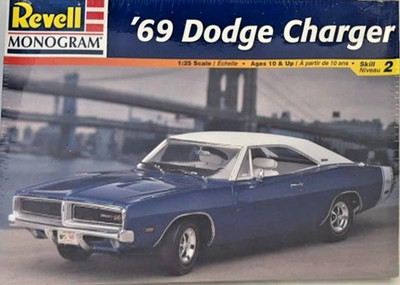 Revell 1969 Dodge Charger R/T 1:25 Scale Model Kit #85-2546   New Sealed