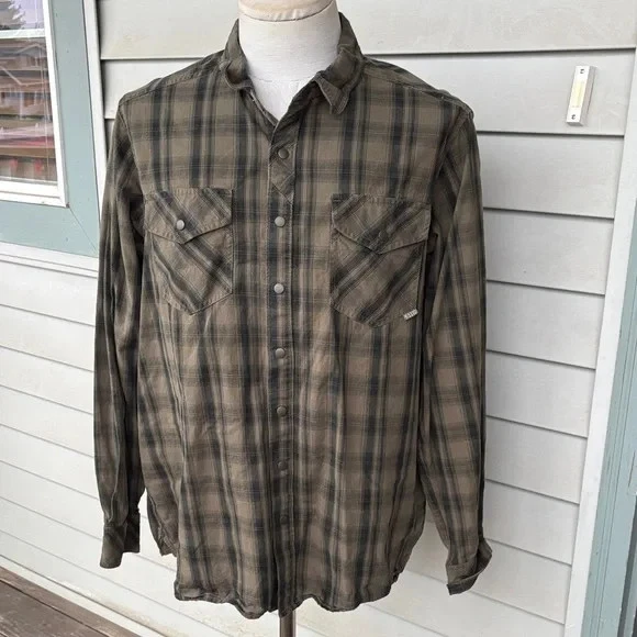 5.11 Tactical Men's Plaid Snap Up Shirt. Large. Great condition.