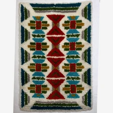 VTG 70s Completed Wool Latch Hook Rug Wall Hanging 29" X 45" Aztec Geometric EUC