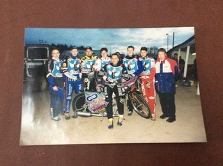 1990's READING RACERS SPEEDWAY TEAM PHOTO ( GOOD CONDITION )