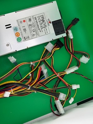 Zippy P1H-5500V 500W Netzteil Switching Power Supply 100 240V PC/Server PSU