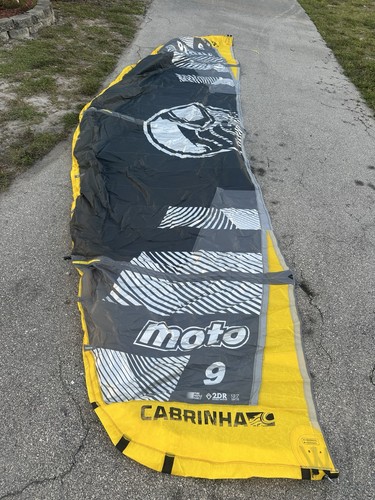 2021 Cabrinha Moto 9 Kite with Bag Used
