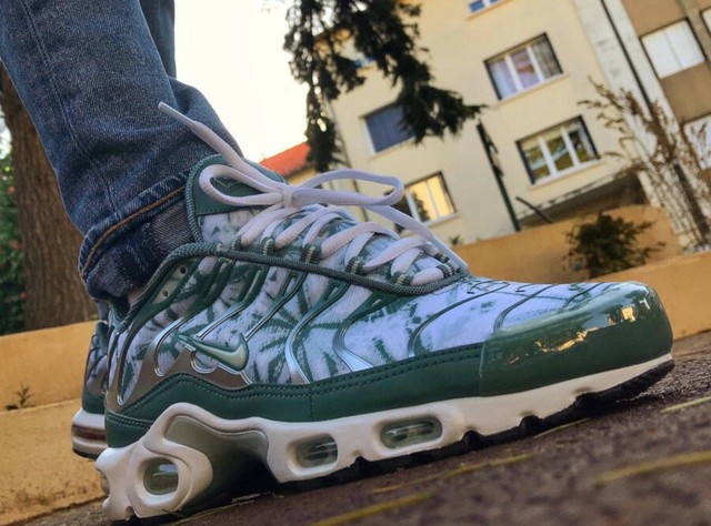 Nike Air Max Plus Palm Pack Store List - Release Info | SneakerNews.com