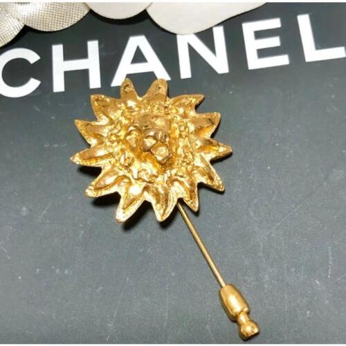 Chanel Brosche Pin Löwe Kokosnuss Marke Vintage Tierdesign vergoldet Größe 3,5 x 3,5 cm - Bild 1 von 4