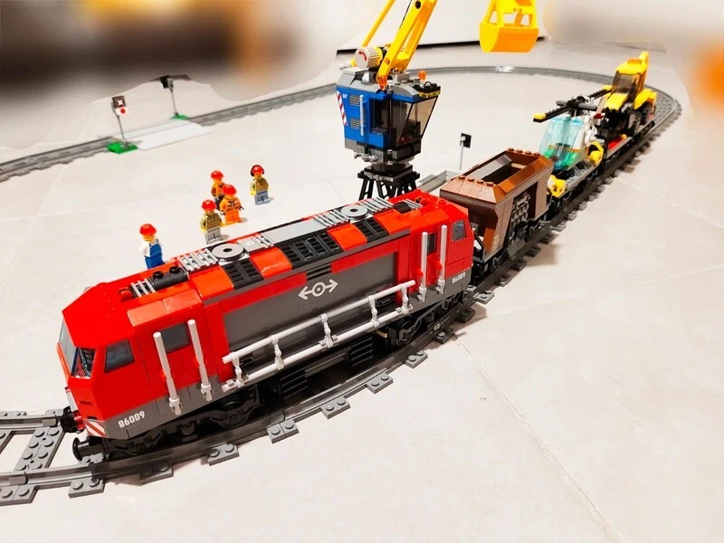 LEGO City 60098 Heavy-Haul Train, photo 1 sur 5