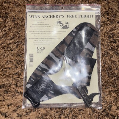 Winn Archery s Free Flight C-10 Large Right -NEW