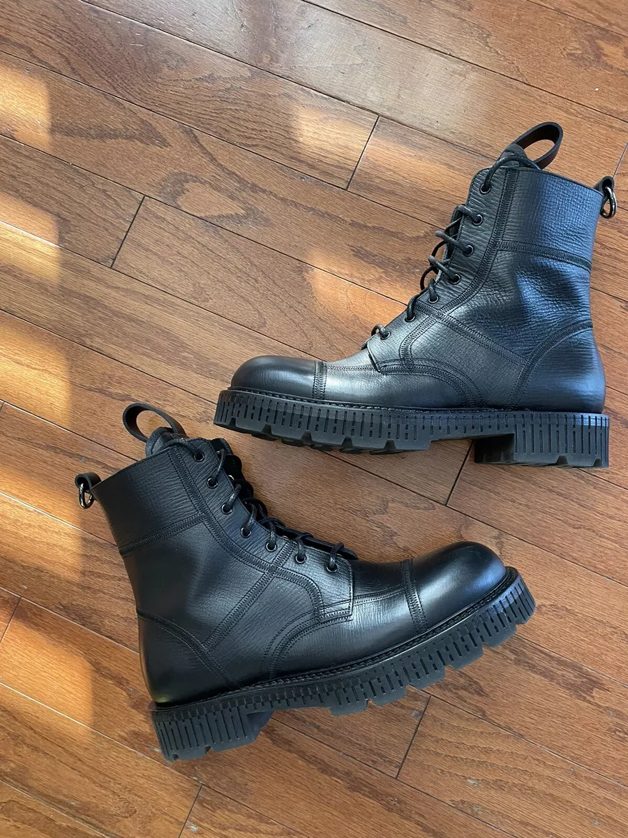 Dolce&Gabbana Men combat boots $649 Originally $1500 Runs Big!