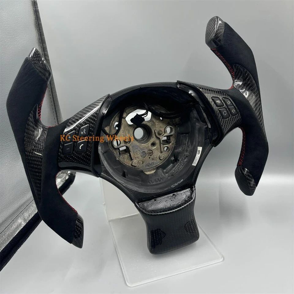 Volante de cuero personalizado de fibra de carbono para BMW 328i 2007-2013 Serie 3 E90 Foto 4 de 4