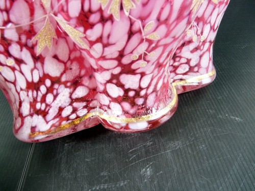 Vase évasé verre marbré rose et blanc XIX° décor émaillé fleurs Legras / Gallé ? - Bild 14 von 17