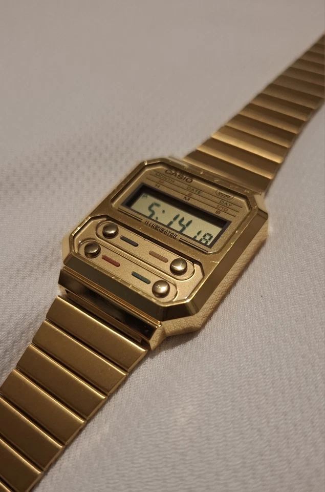 Casio A100WE Digital Watch Gold Tone Stainless Steel Bracelet Illuminator WR, photo 1 of 5