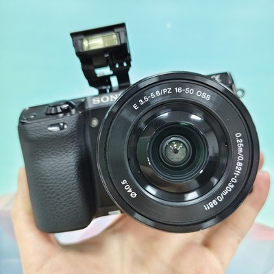 Sony Alpha NEX-7 24.3 MP Mirrorless Digital Camera W/ oss 16-50mm Lens Black