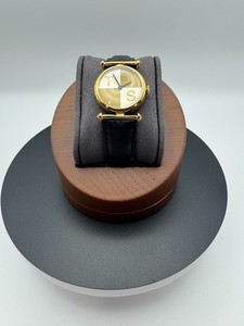 881704_5