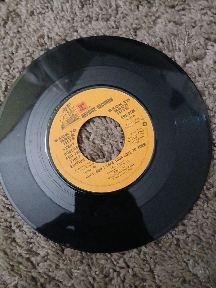 Kenny Rogers And The First Edition – Ruby, Don't Take Your Love To Town L6973 45 Foto 2 de 2