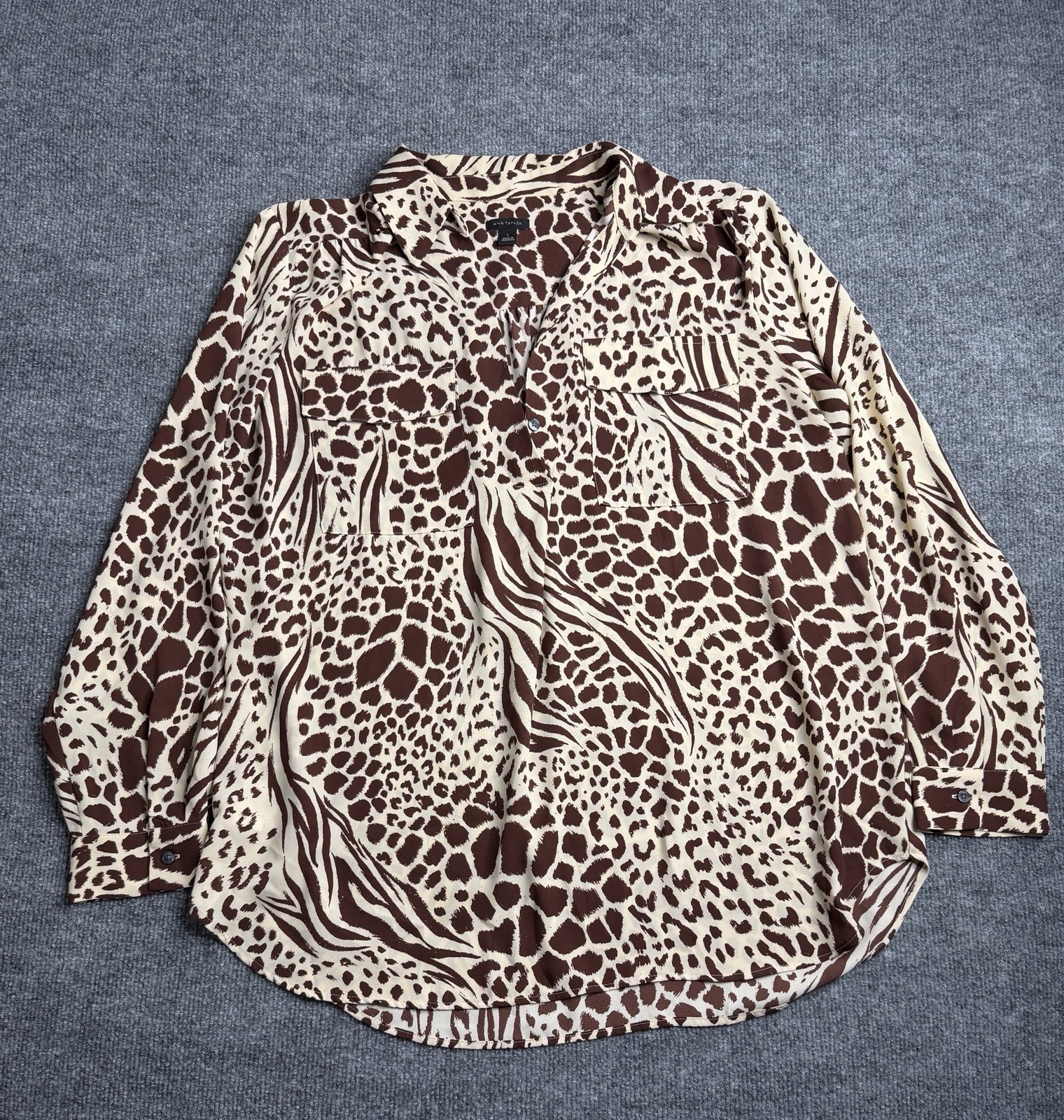 Ann Taylor Women’s Animal Print Pullover Long Sleeve Blouse Top Shirt Size Large